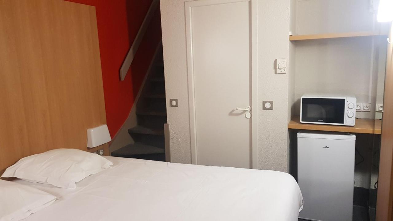 Kyriad Direct Poitiers - Gare Du Futuroscope شاسنوي دي بويتو المظهر الخارجي الصورة